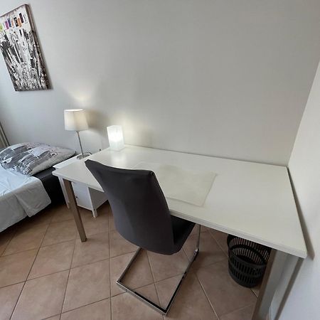 Chambre Privee En Colocation Dans Un Appartement Vaulx En Velin Centre المظهر الخارجي الصورة