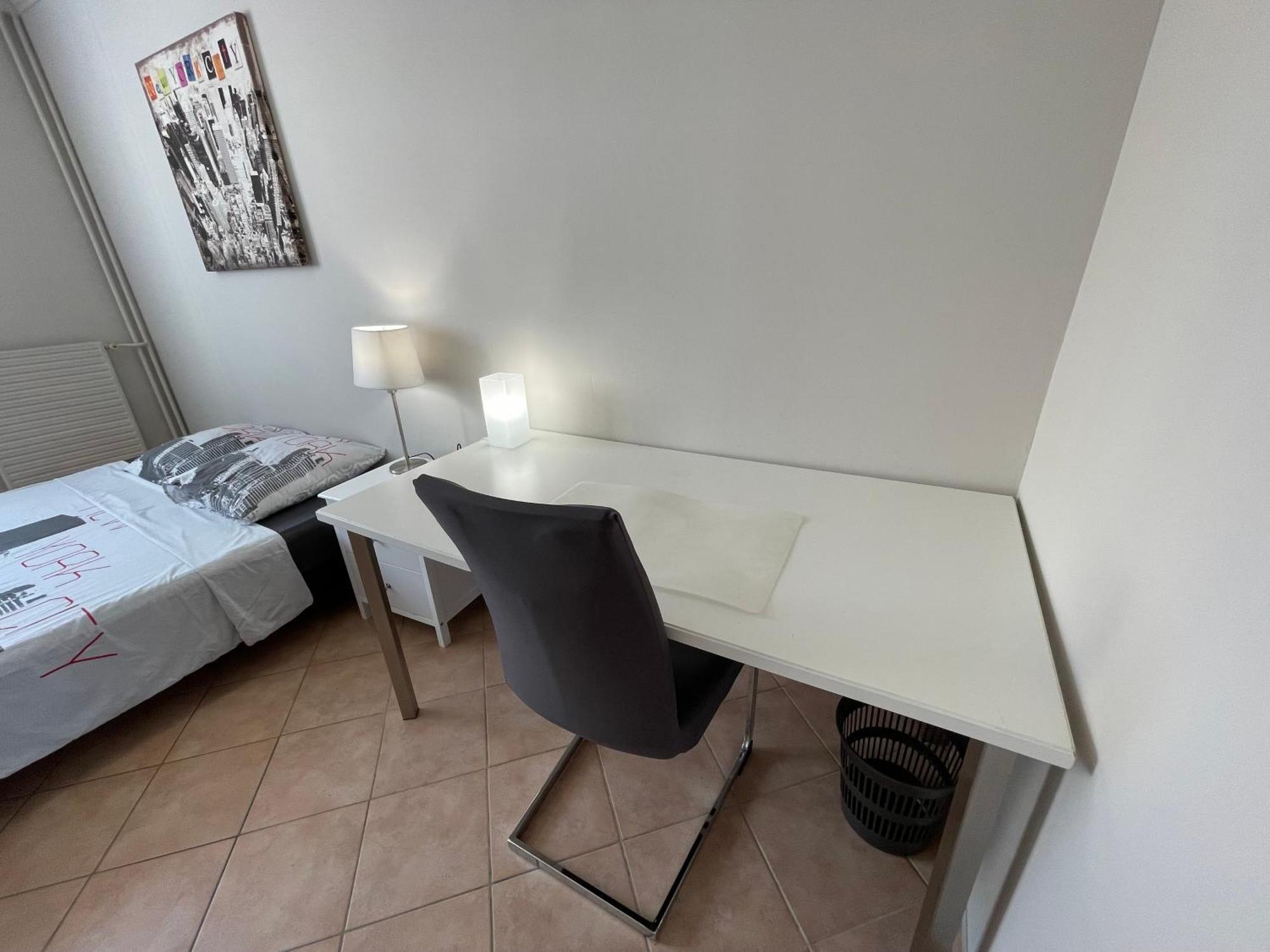 Chambre Privee En Colocation Dans Un Appartement Vaulx En Velin Centre المظهر الخارجي الصورة