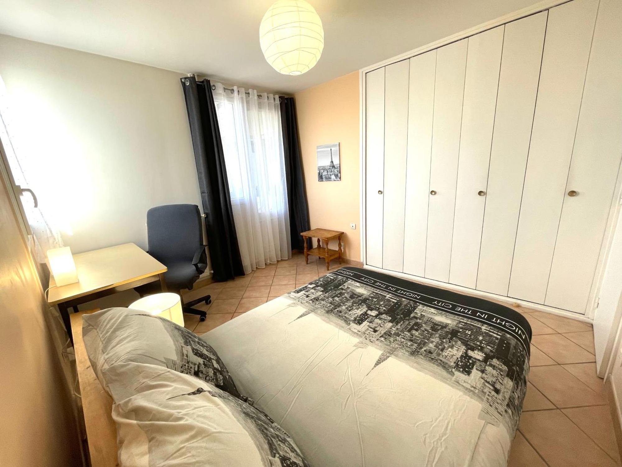 Chambre Privee En Colocation Dans Un Appartement Vaulx En Velin Centre المظهر الخارجي الصورة