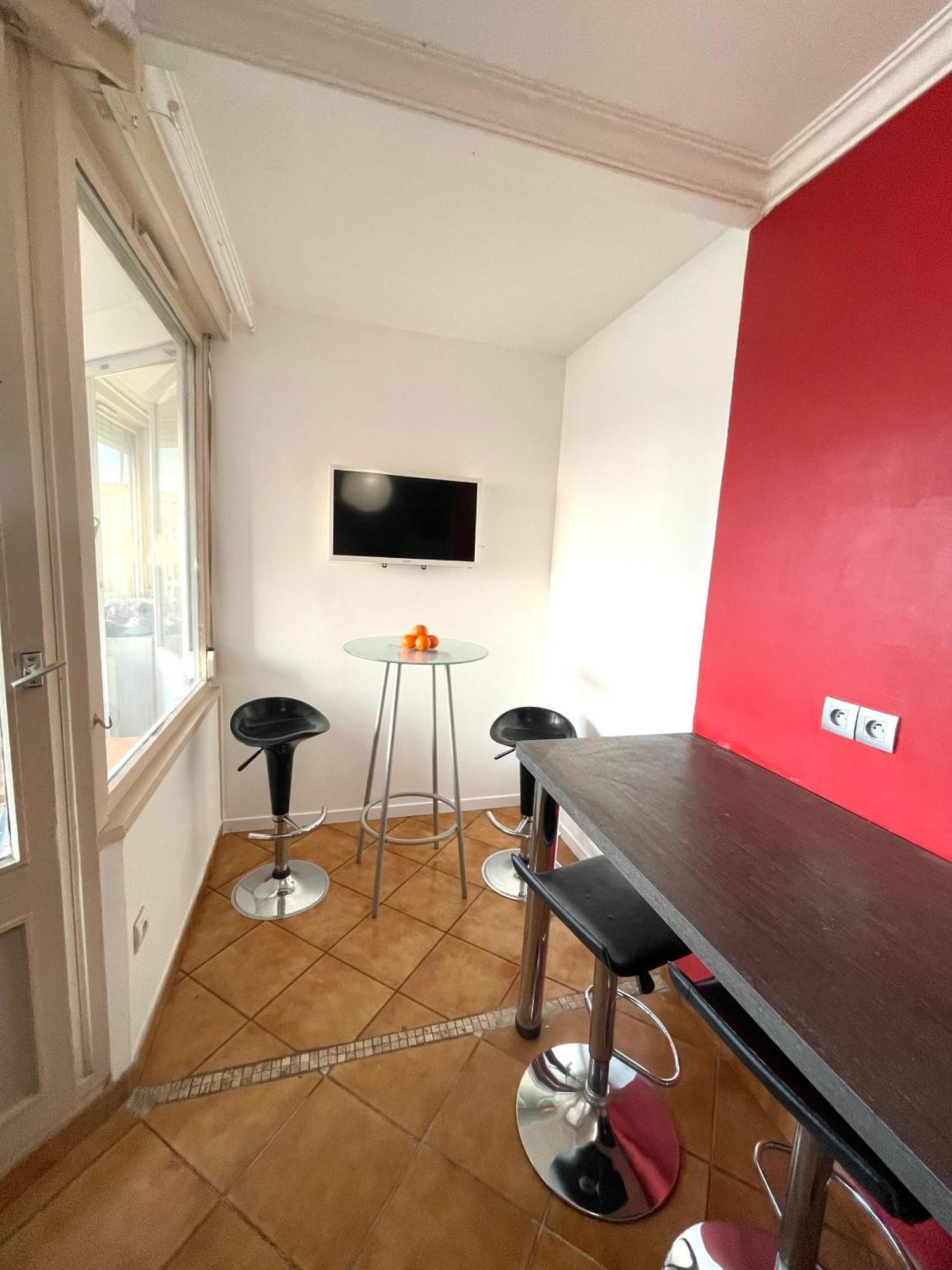 Chambre Privee En Colocation Dans Un Appartement Vaulx En Velin Centre المظهر الخارجي الصورة